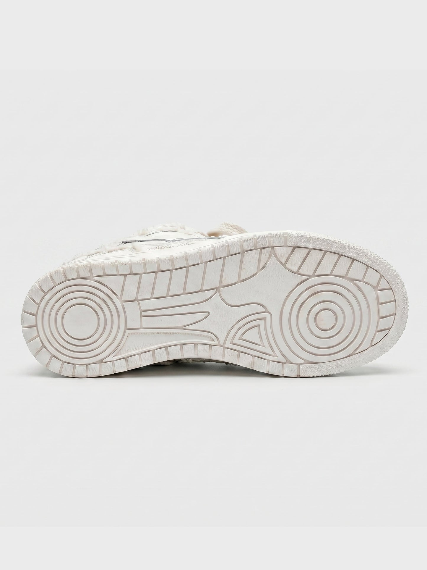 Nyvana Sneakers