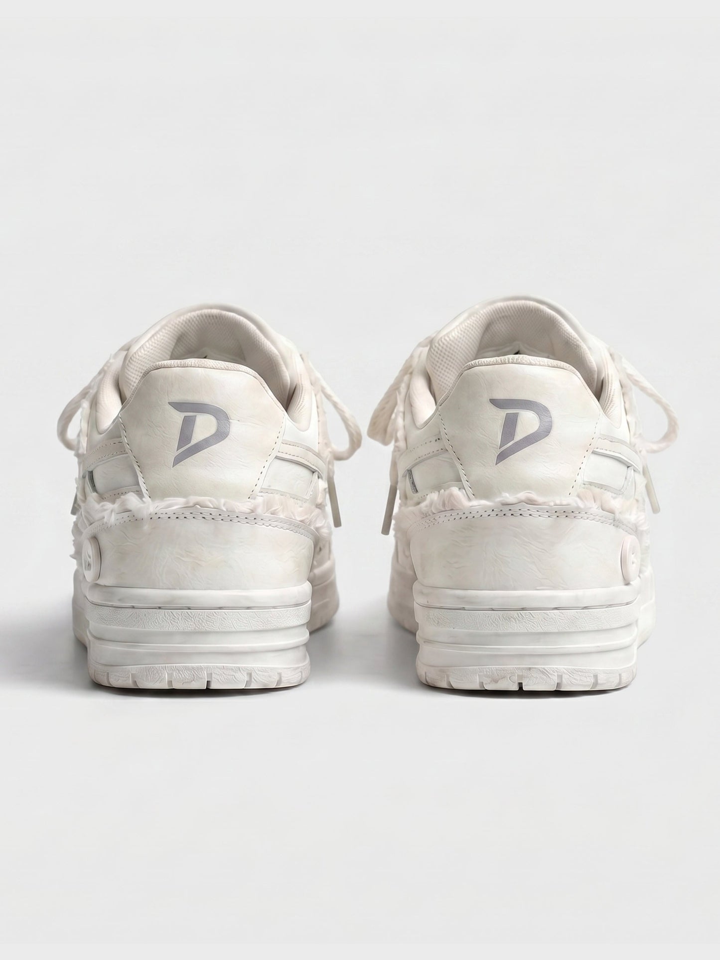 Nyvana Sneakers
